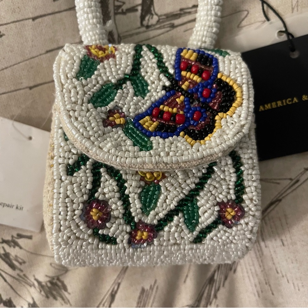 America & Beyond Beaded Floral Microbag - White and Multicolor RARE - Picture 3 of 10